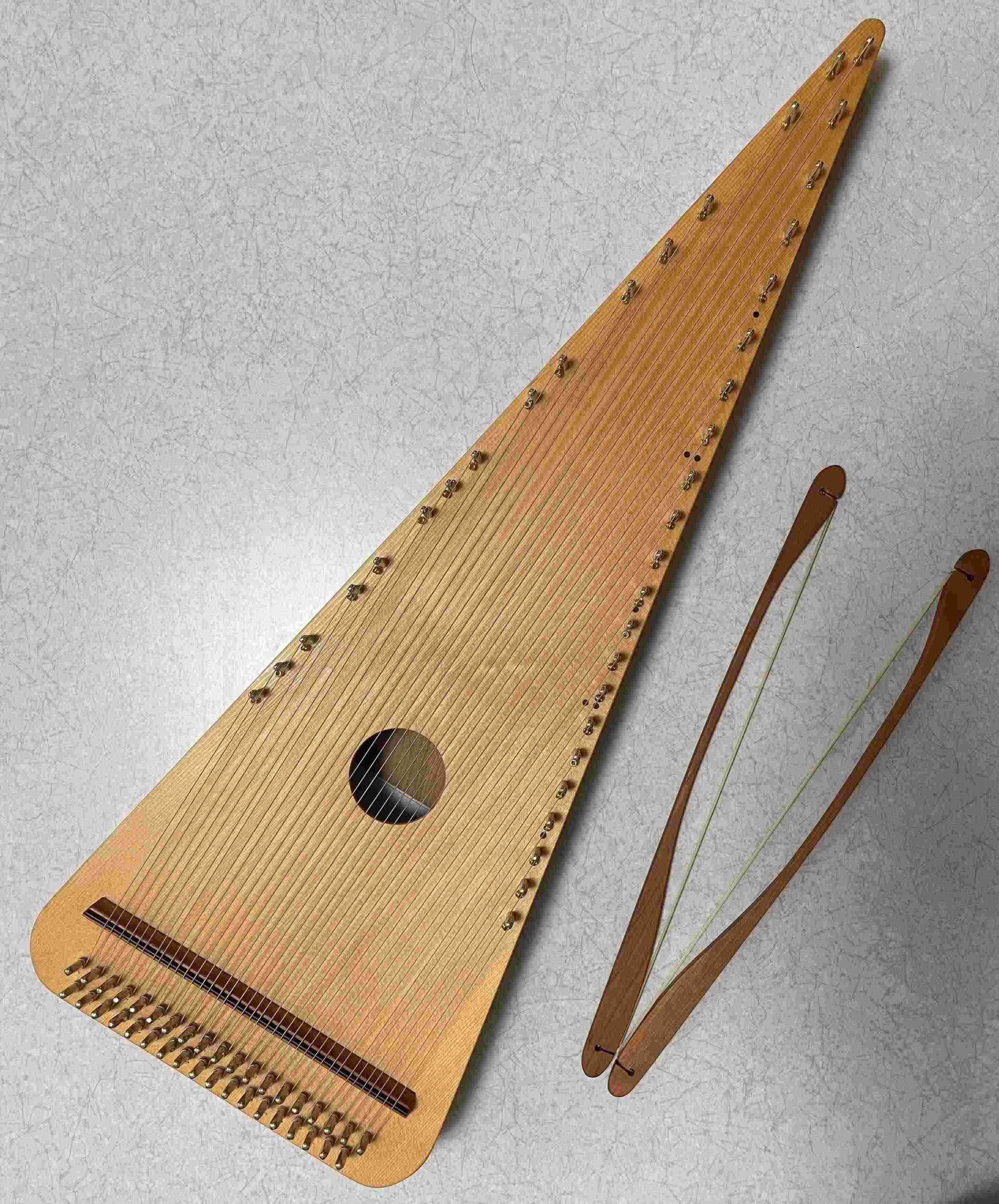 ふぇなれんのボウドプサルテリー